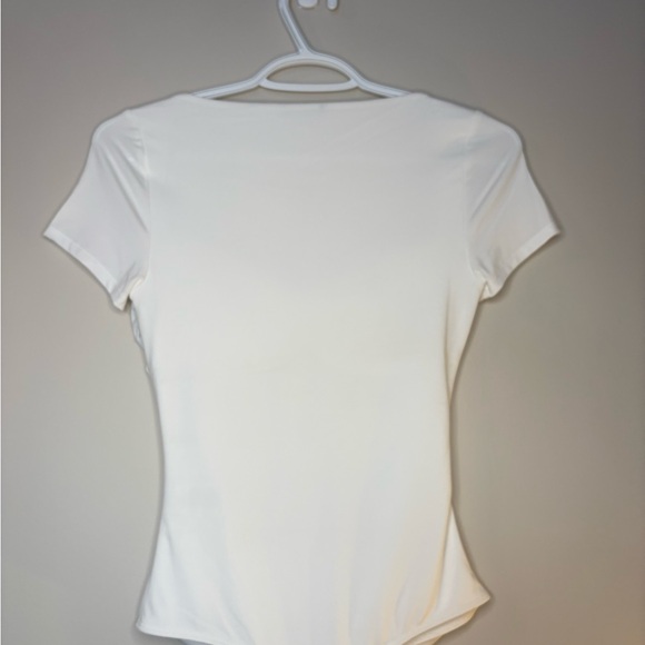 Dynamite White Ruched Bodysuit - Picture 3 of 3